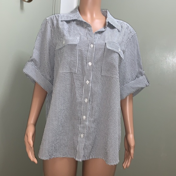 C. D. Daniels Short Sleeve black and white small checkered Button Down Blouse - Picture 11 of 17